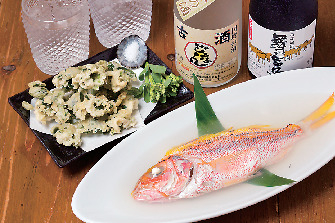 【与那国島のグルメスポット】島料理 海響