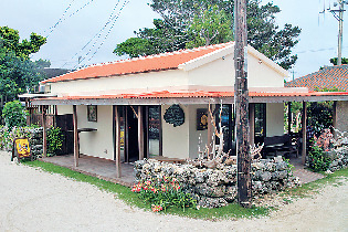 【竹富島ランチ】ちろりん村