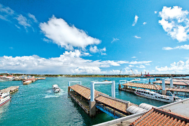 石垣港離島ターミナル