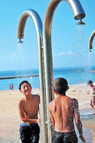 【淡路島の海水浴場】ツインビーチでファミリーもカップルも楽しめる「多賀の浜海水浴場」