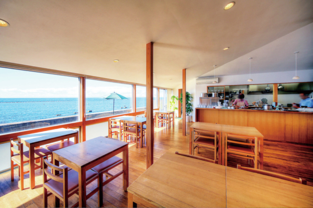 絵画のような播磨灘にうっとり「Cafe Marukou」