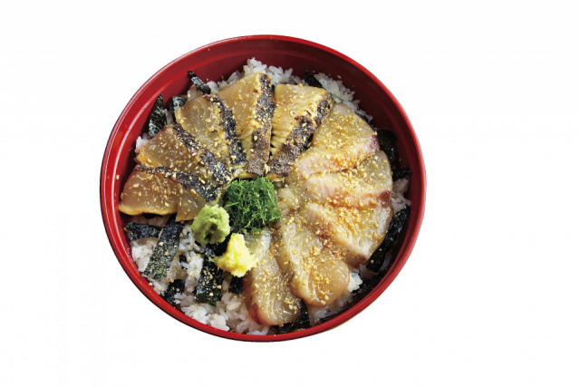 【淡路島×海の幸】人気上昇中の淡路島えびす鯛を3つの料理で食べ比べ「ウェルネスパーク五色 浜千鳥」