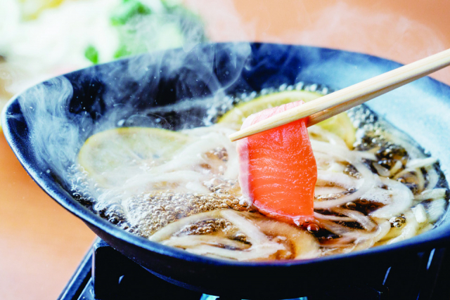 【淡路島×海の幸】淡路島産サクラマスをしゃぶしゃぶでさっぱりと「たまねぎ倉庫跡地 志知カフェ」