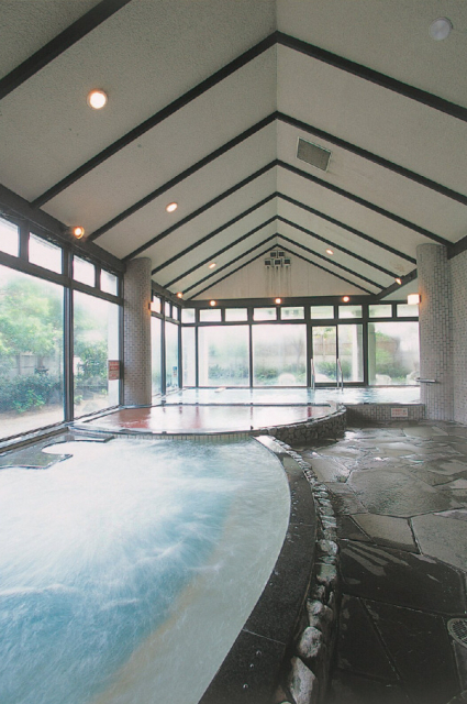 【淡路島×日帰り温泉】ドライブ疲れも吹っ飛ぶ「スポーツクラブ&クアハウス ゆとりっく」