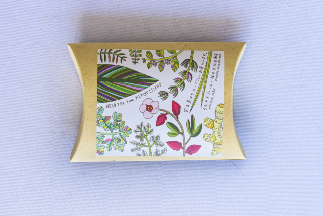 南国モチーフのオリジナル雑貨「福木カフェ・商店」