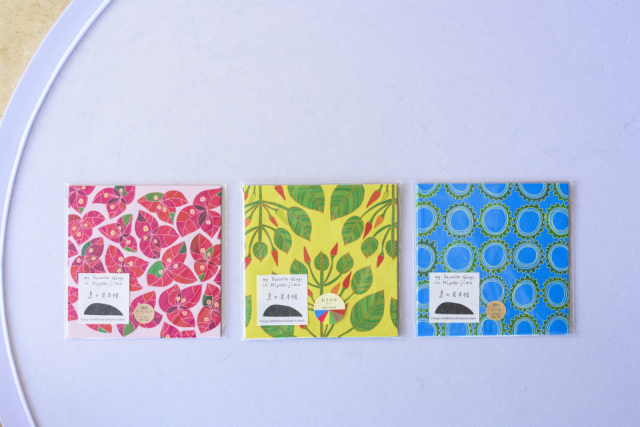 南国モチーフのオリジナル雑貨「福木カフェ・商店」