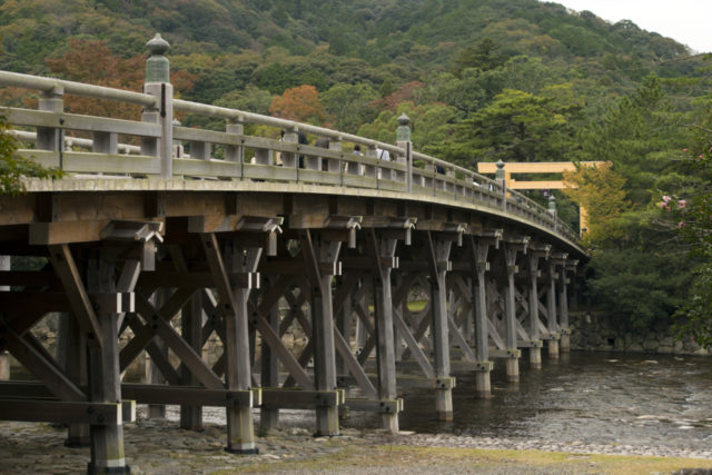 お伊勢まいりのフィナーレ宇治橋