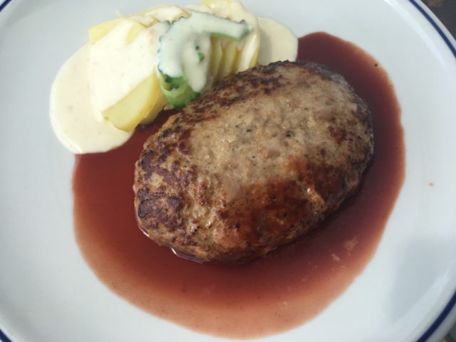 カフェで休憩 cafe&yado como