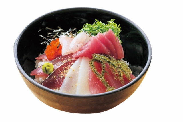 【伊良部島のお立ち寄りスポット】いんしゃの駅・佐良浜