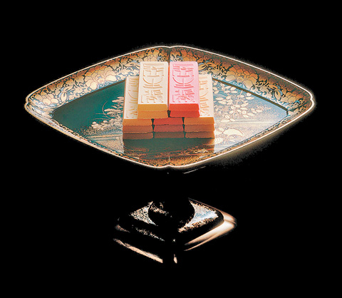 【主計町茶屋街の観光スポット】金沢菓子木型美術館・森八本店