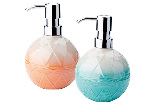 思わず笑みがこぼれる和みの小物がいっぱい「金沢東山・百番屋」