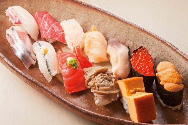 【必食】季節の握り 1万3200円