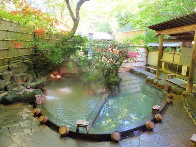 【伊香保温泉&富岡製糸場1泊2日モデルコース】1日目 14:40 伊香保温泉露天風呂