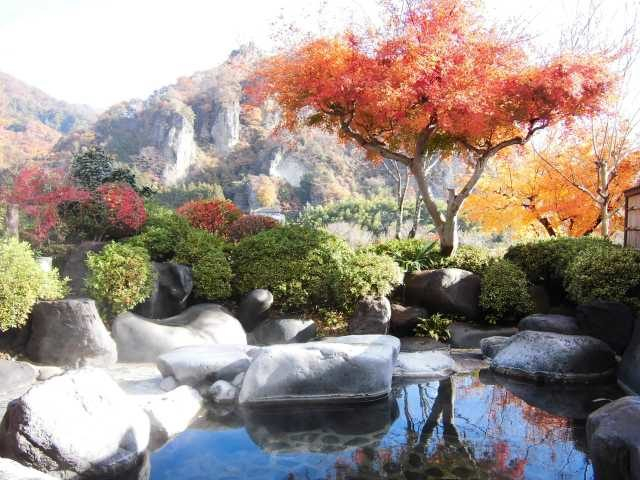 よく温まるかけ流しの湯「あづま温泉 桔梗館」