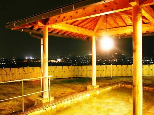 前橋の街並みを見渡す「ばんどうの湯」