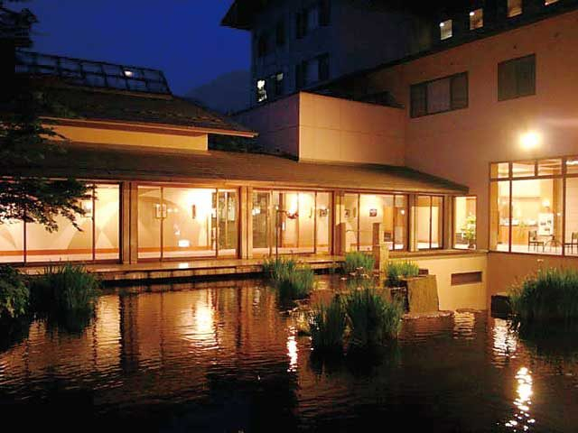 源泉湯の宿 紫翠亭