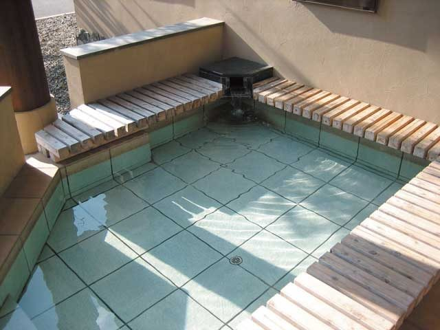 ふれあい交流館