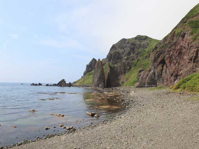 【礼文島の南北縦断ドライブの見どころ】元地海岸・地蔵岩