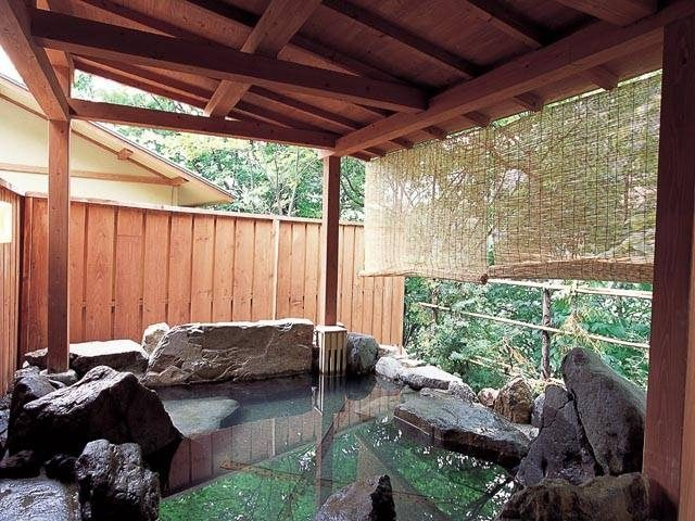 定山渓第一寶亭留 翠山亭