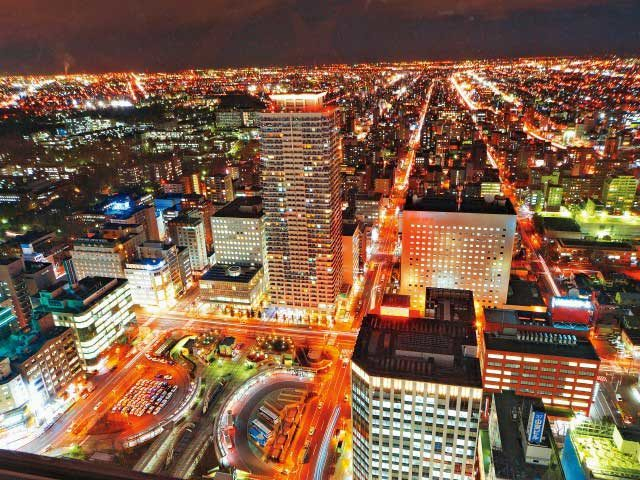 【2泊3日の北海道旅行モデルコース】1日目:19:00 「日本新三大夜景都市」の美しさを堪能