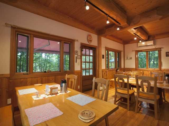 【美瑛のおすすめ野菜ランチ】静かな森に抱かれた家庭的レストラン「Blanc Rouge」