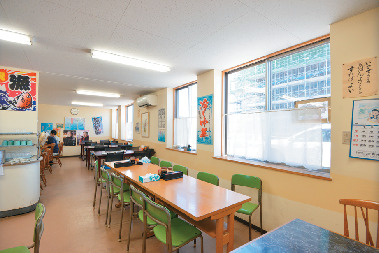 【石巻の海鮮丼&寿司】地元で愛される食堂のボリューム満点の海鮮丼「斎太郎食堂」