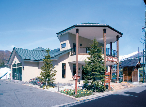 【諏訪峡ハイキング×諏訪峡コース】1 ふれあい交流館