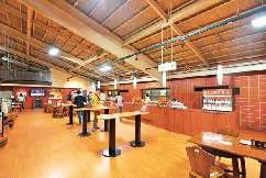 CHECK① 蒸溜所を見学しよう