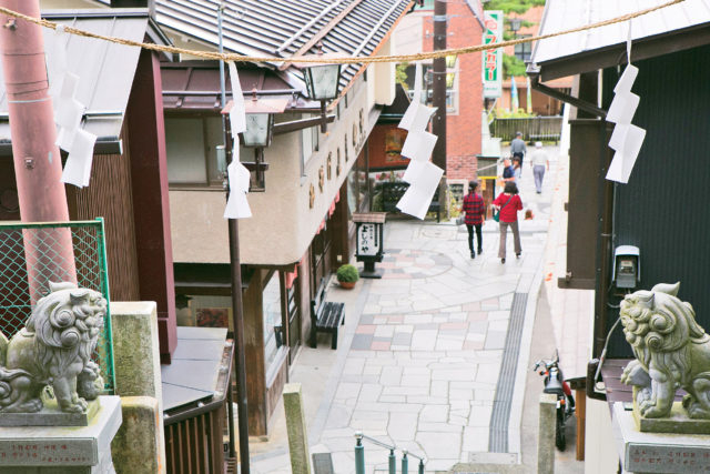 【伊香保温泉 石段街のおすすめスポット】1.伊香保神社