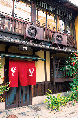 ゲストハウス楽座