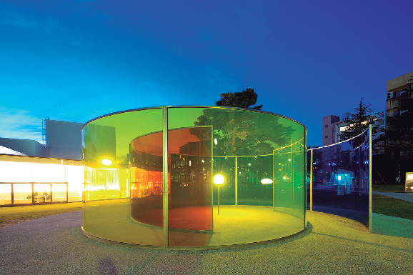 【金沢21世紀美術館×夜】カラー・アクティヴィティ・ハウス
