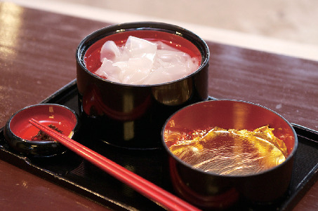 【ひがし茶屋街×お茶屋見学】金沢ひがし茶屋街 懐華樓