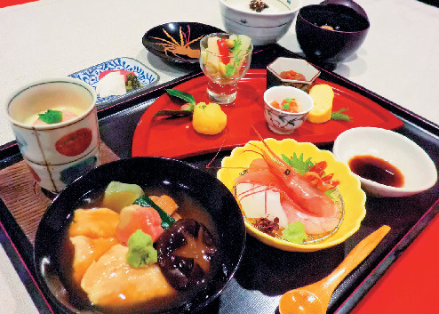 【長町武家屋敷跡×観光】料理研究家が営む金沢の郷土料理店「四季のテーブル」