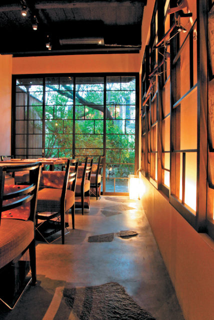 四季折々の景色を眺めながら絶品鍋を堪能「髙瀬川 くりお」