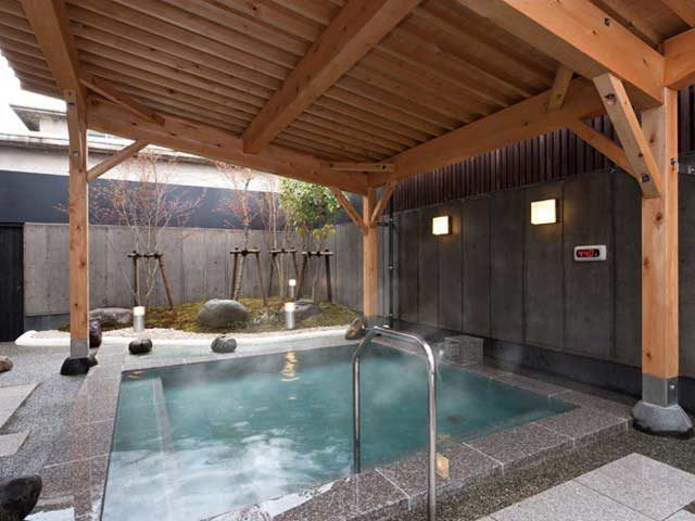 【和倉温泉×お湯を楽しむ】共同温泉で和倉の名湯を心ゆくまで堪能「和倉温泉総湯」