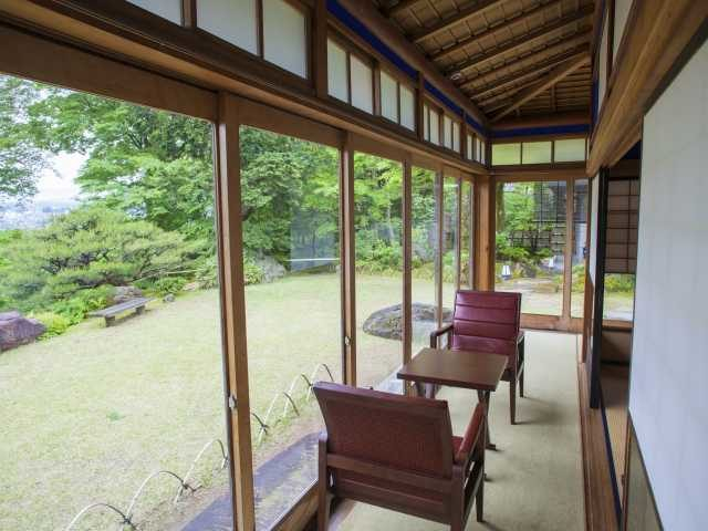 【金沢・にし茶屋街×観光】自然と調和した歴史ある名園「辻家庭園」