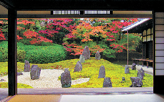 お寺のお庭って、写真に撮ると、なんだか漠然としたものになりがちです……