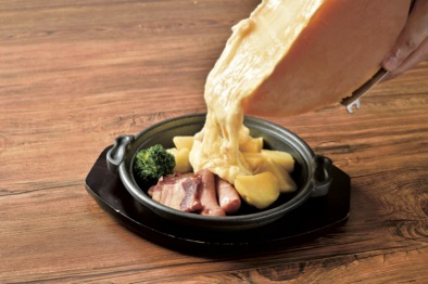 【十勝・帯広×十勝食材グルメ】花畑牧場の自家製チーズがたっぷり「花畑牧場 ラクレットカフェ」