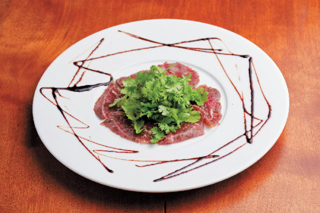 ひつじ料理と自家製スモークのお店 KWAN