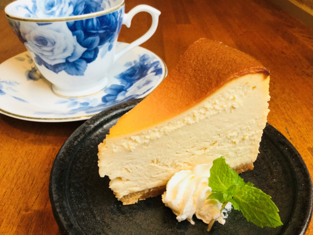 ほろ苦いコーヒーにぴったりのどっしり濃厚な味わい「かまやカフェ・デュ・レヴァベール」