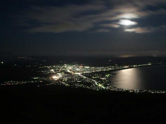 【下北半島×ドライブ 2日目⑦】津軽海峡から陸奥湾まで一望できる展望台「釜臥山展望台」