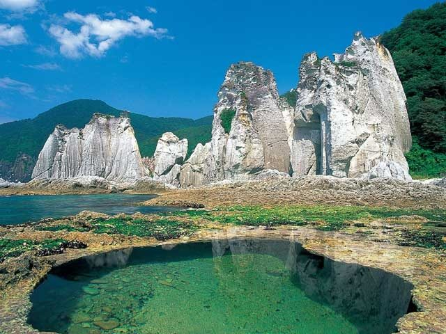 【下北半島×ドライブ 1日目②】下北半島を代表する自然が織り成す神秘的な景観「仏ヶ浦」