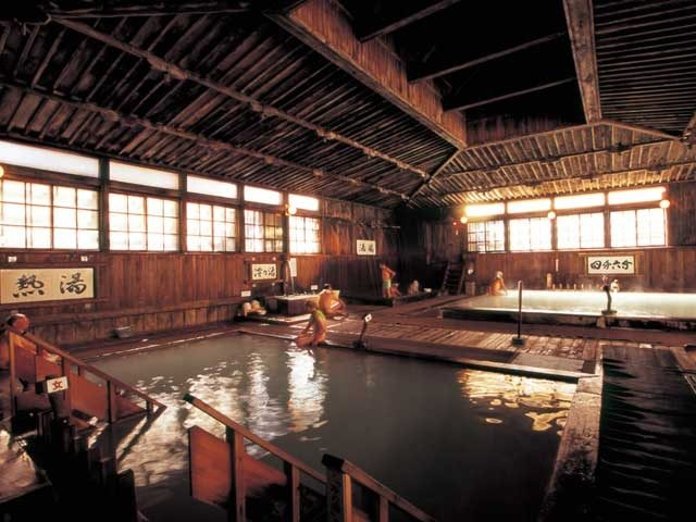 【青森タウンの周辺エリア】酸ヶ湯温泉