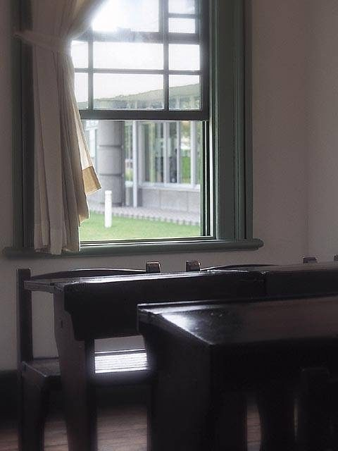 2つのドーム型の塔が目印。モダンでシンボリックな洋館「旧弘前市立図書館」