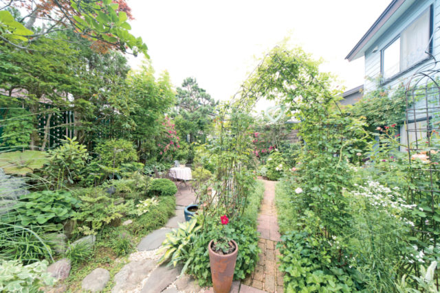 恵庭の中心部にあるオープンガーデン