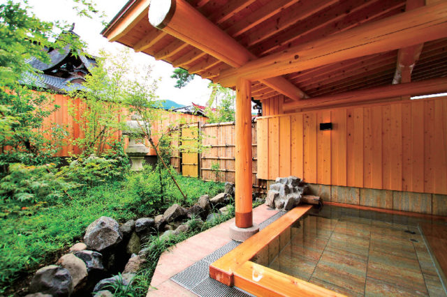 川場温泉かやぶきの源泉湯宿 悠湯里庵