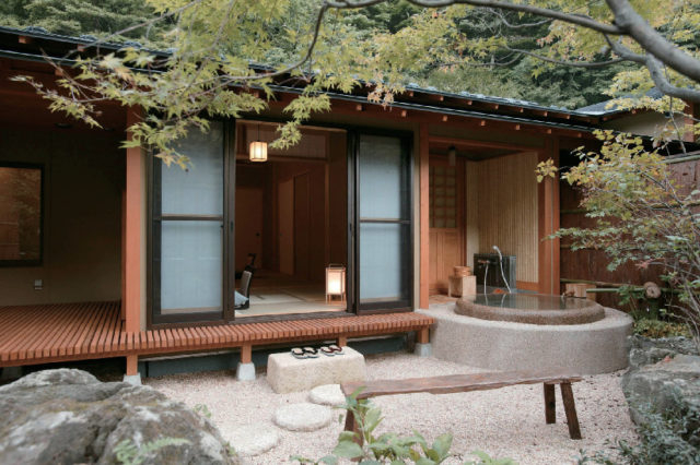 鹿覗キセキノ湯つるや