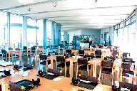 展望ラウンジ「春楡」