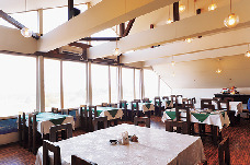 きゃらうえいふらのレストランまじょらむ