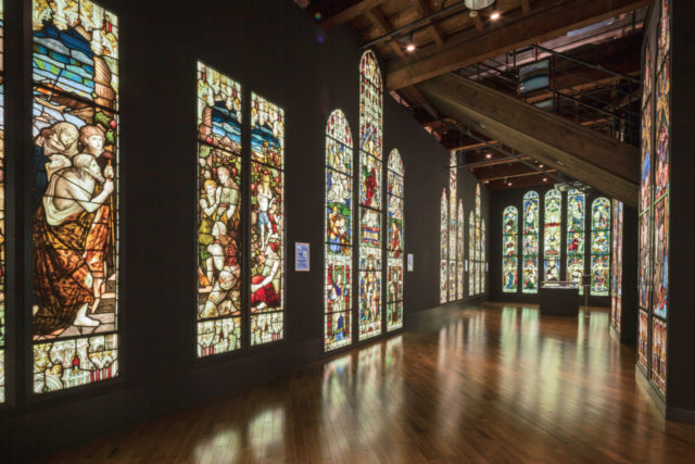 ステンドグラス美術館